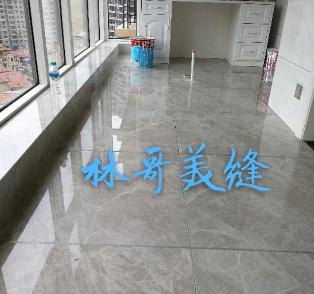 衛生間灰色地磚為什么不推薦用貴族銀?(圖2) 衛生間灰色地磚為什么不推薦用貴族銀?(圖2)